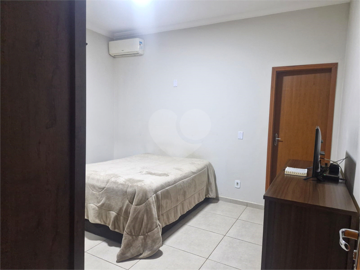 Foto REO1099839