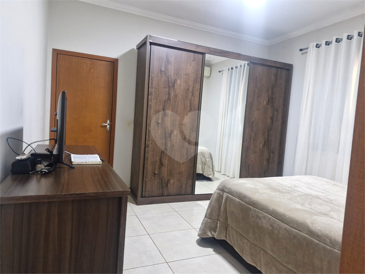 Foto REO1099839