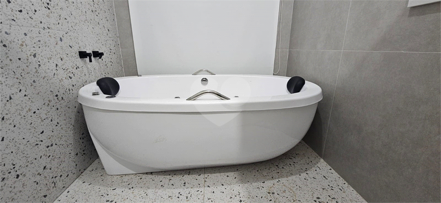 Foto REO1099848
