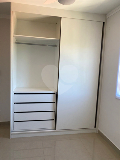 Foto REO1099850