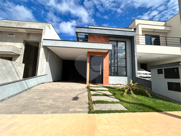 Foto REO1099876