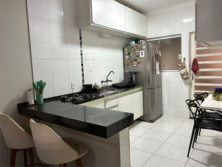 Foto REO1099900