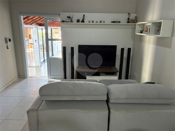 Foto REO1099900