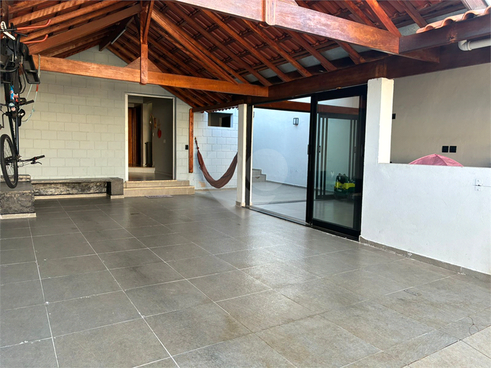 Foto REO1099900