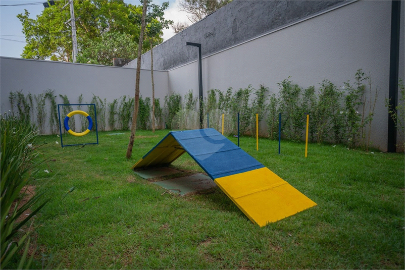 Foto REO1100074