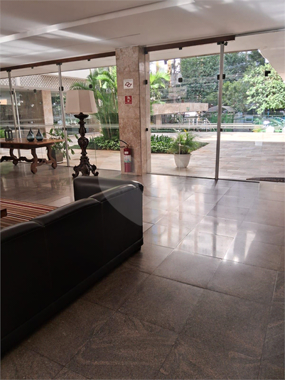Foto REO1100105