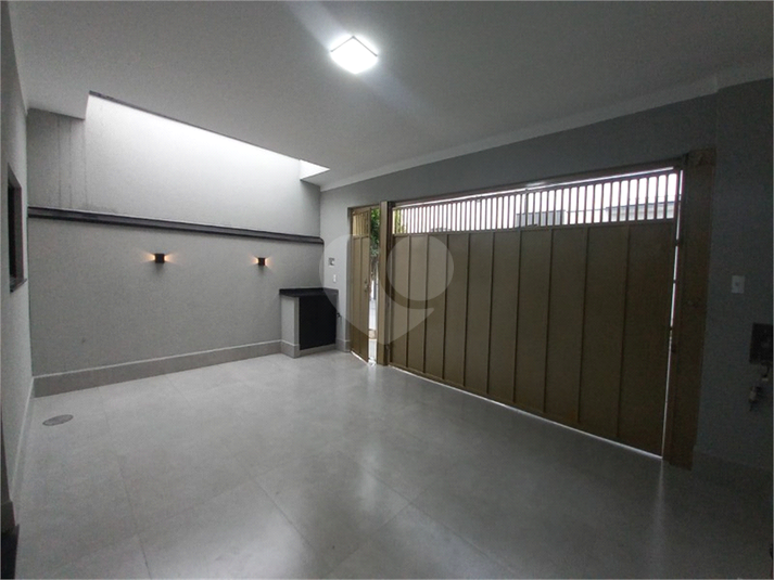 Foto REO1100139