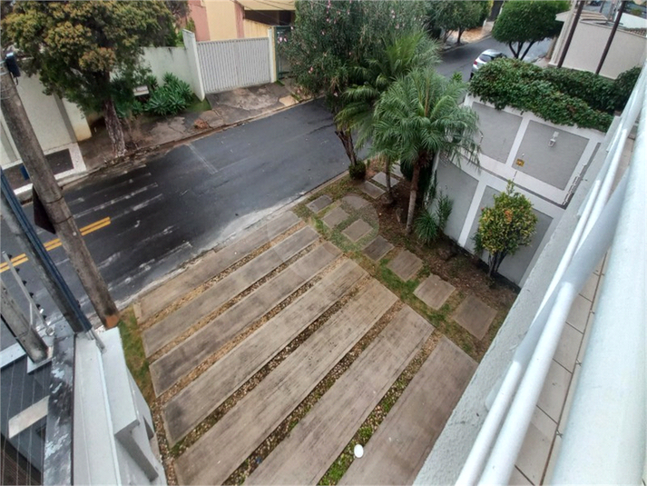 Foto REO1100147