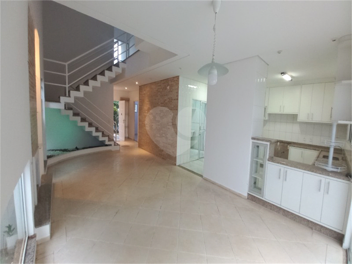 Foto REO1100147
