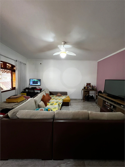 Foto REO1100168