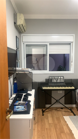 Foto REO1100175