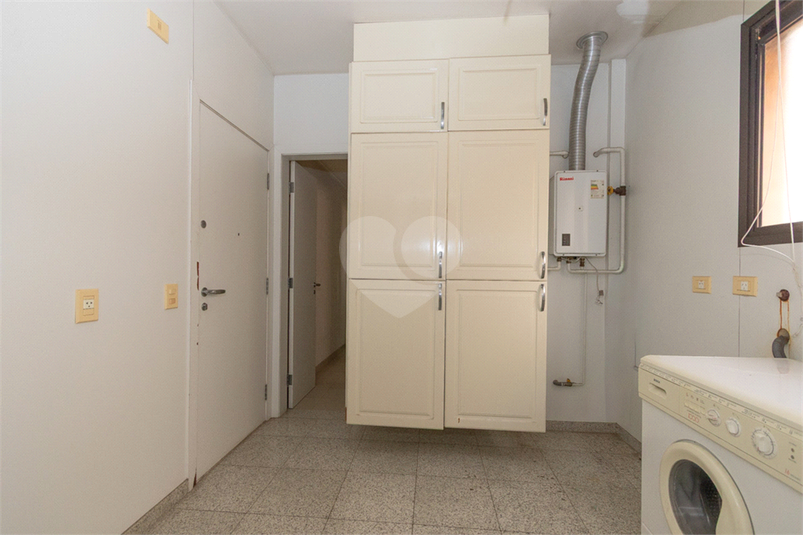 Foto REO1100191