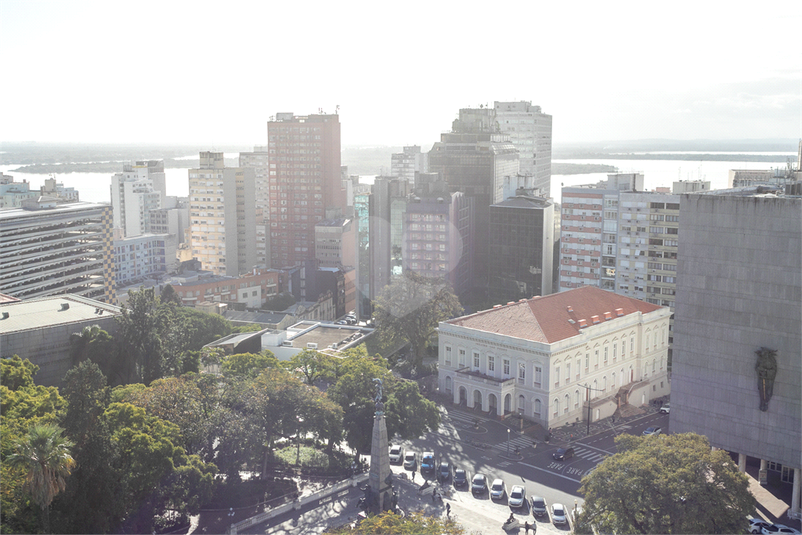 Foto REO1100197