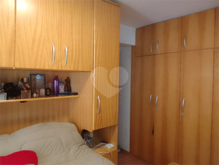 Foto REO1100211
