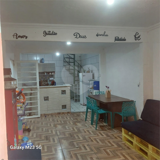 Foto REO1100222