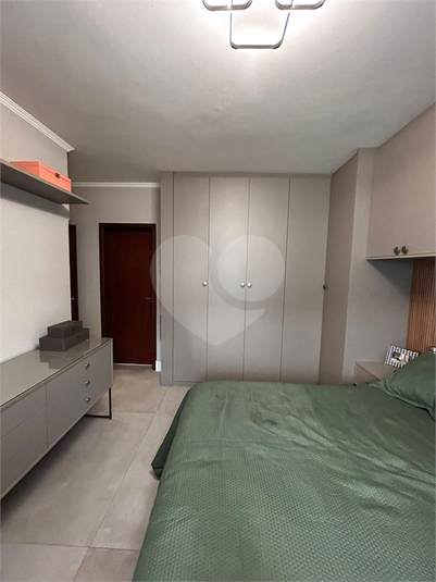 Foto REO1100227