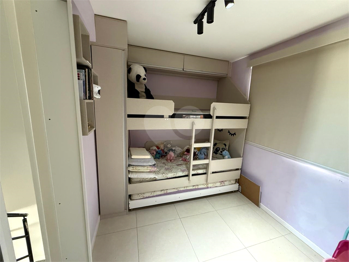 Foto REO1100235