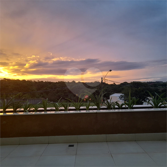 Foto REO1100241