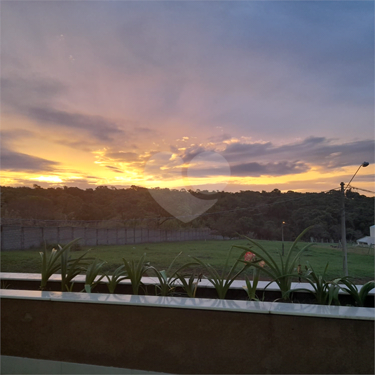 Foto REO1100241