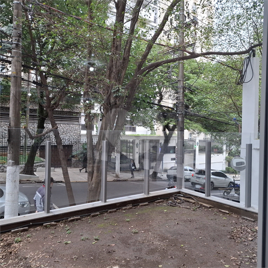 Foto REO1100242