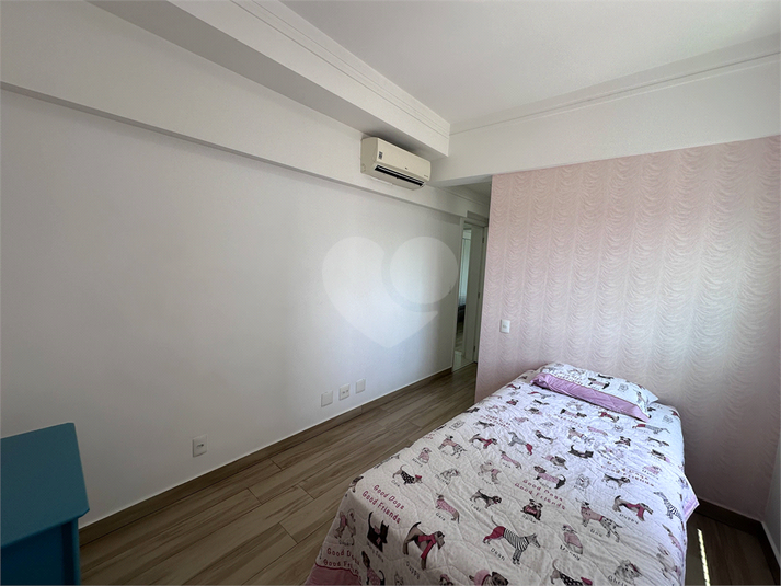 Foto REO1100254
