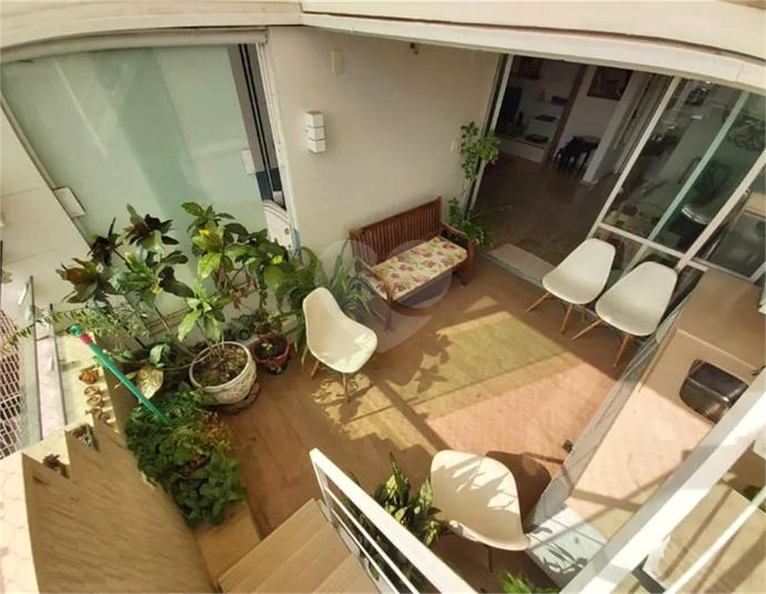 Foto REO1100290