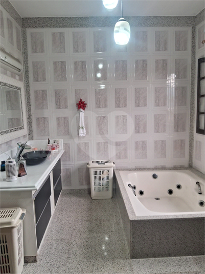 Foto REO1100297