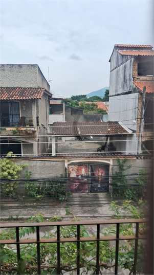 Foto REO1100297