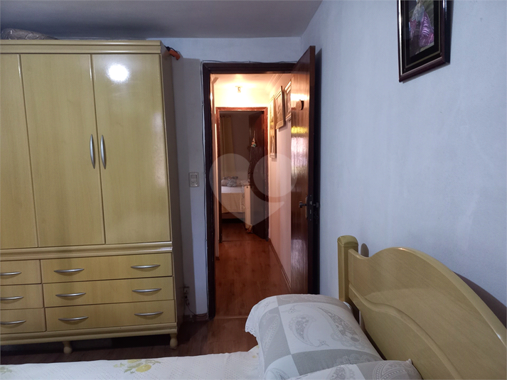 Foto REO1100330