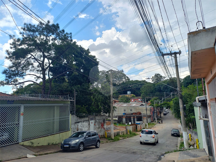 Foto REO1100330