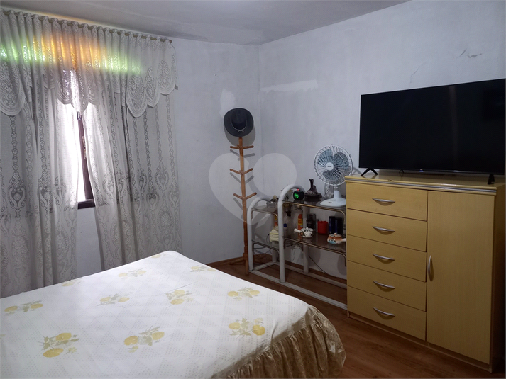 Foto REO1100330