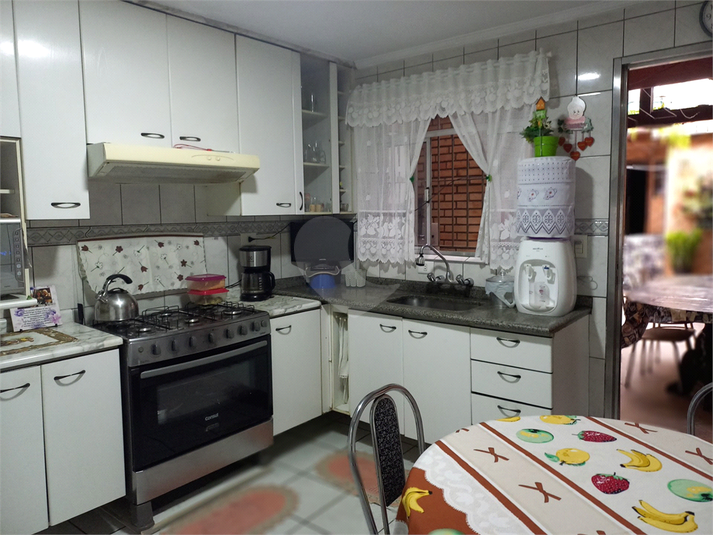 Foto REO1100330