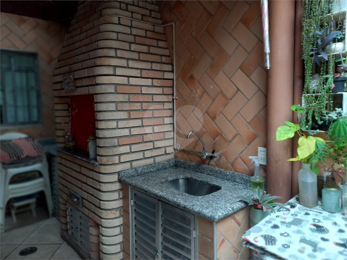 Foto REO1100330