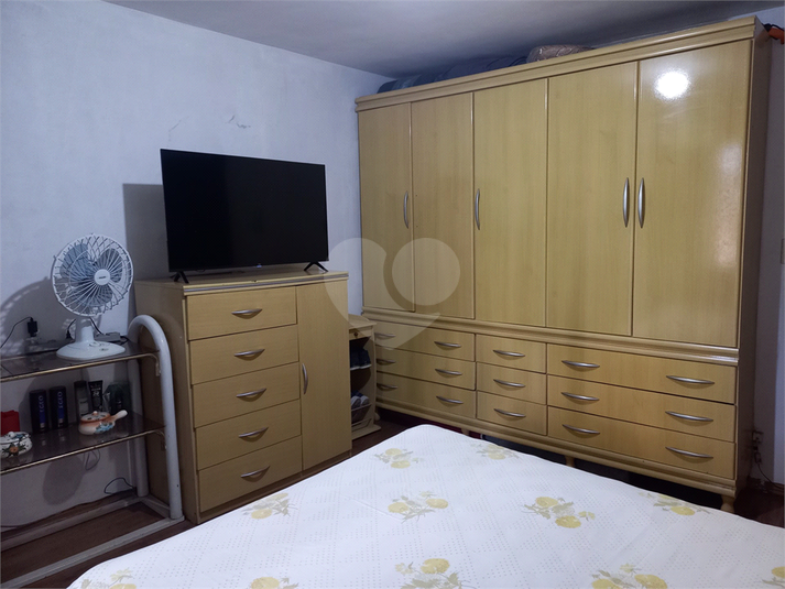 Foto REO1100330