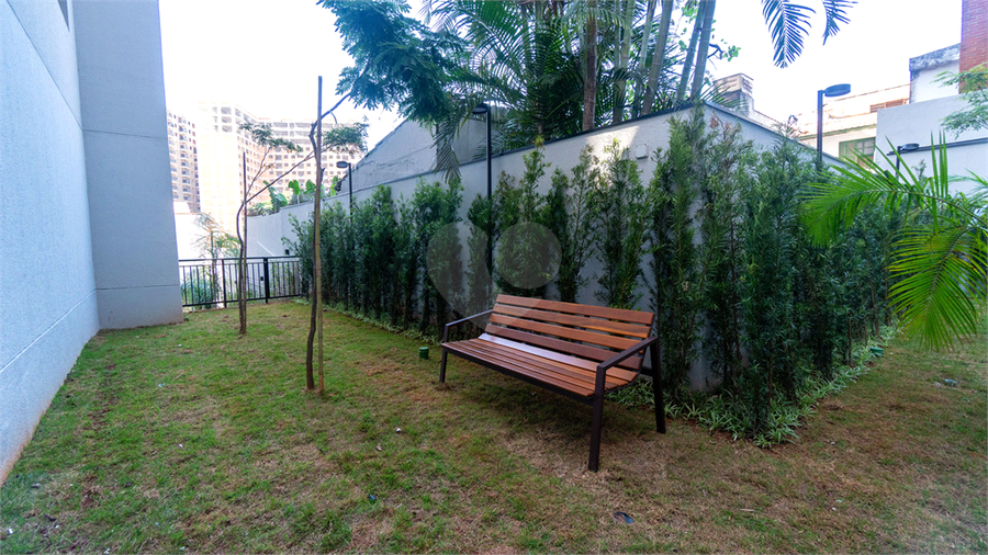 Foto REO1100338