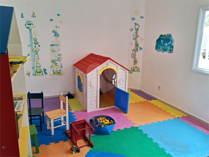 Foto REO1100341