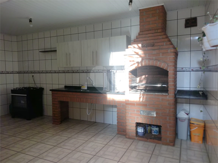 Foto REO1100381