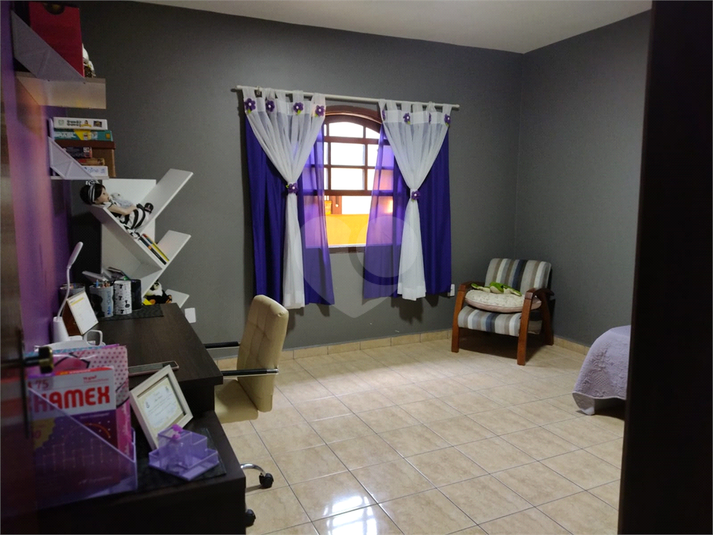 Foto REO1100381