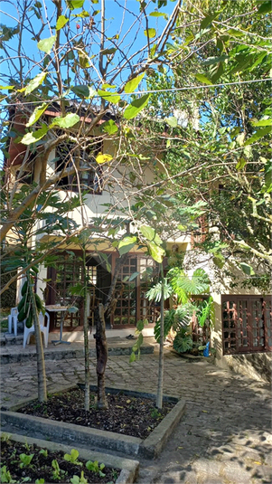Foto REO1100383