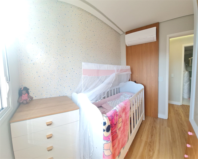 Foto REO1100413