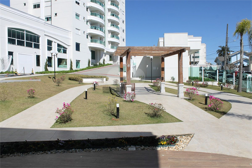 Foto REO1100417