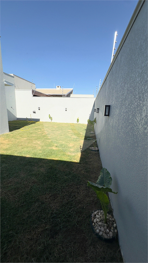 Foto REO1100435
