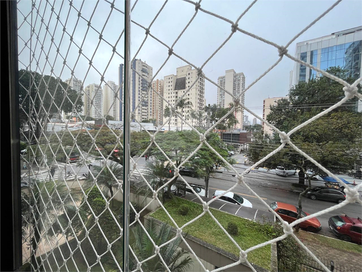 Foto REO1100450