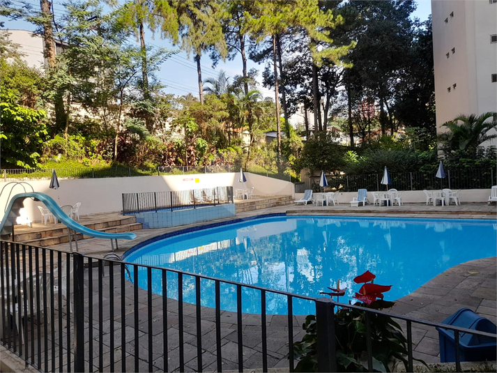 Foto REO1100463