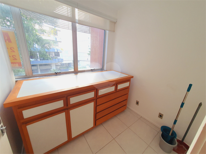 Foto REO1100468