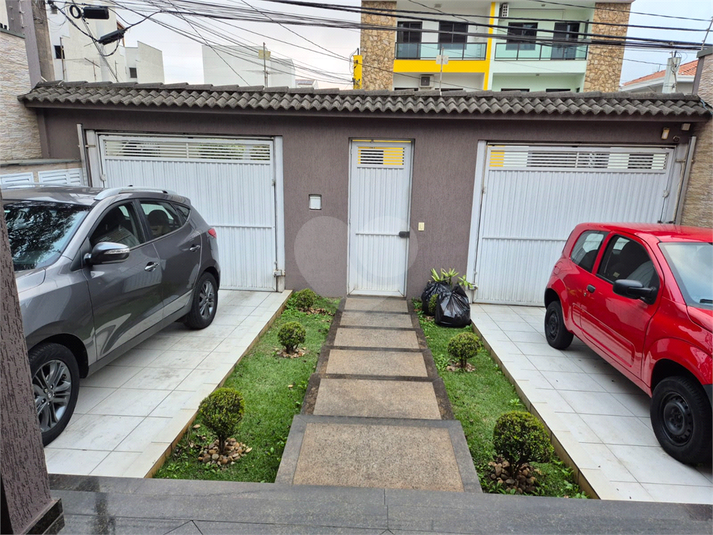 Foto REO1100501
