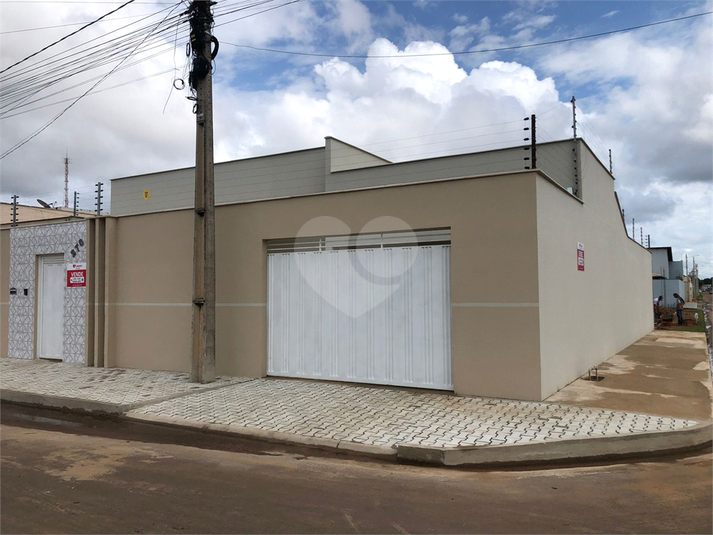 Foto REO1100502