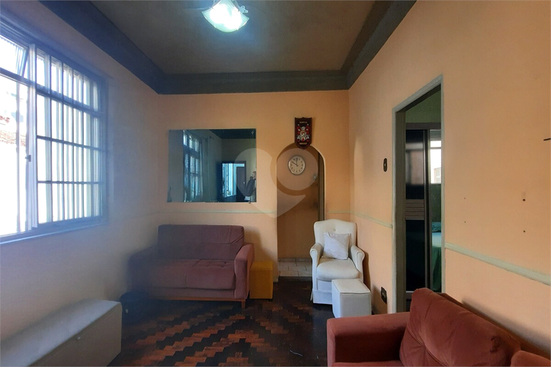 Foto REO1100522