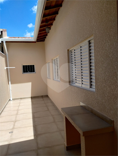 Foto REO1100537