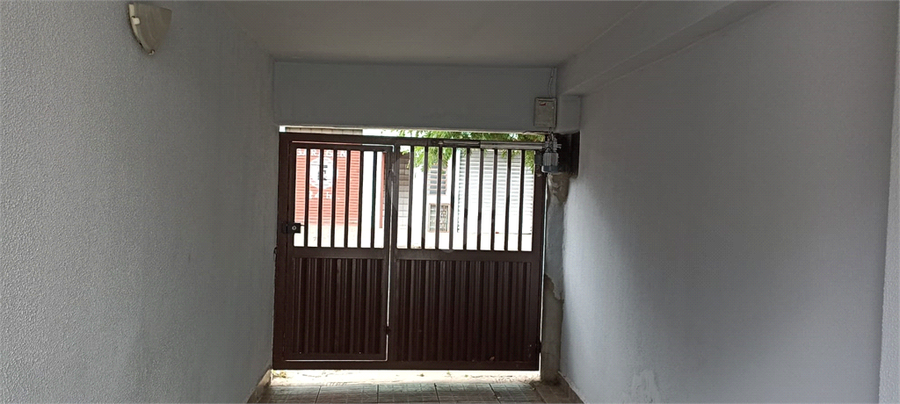 Entrada garagem